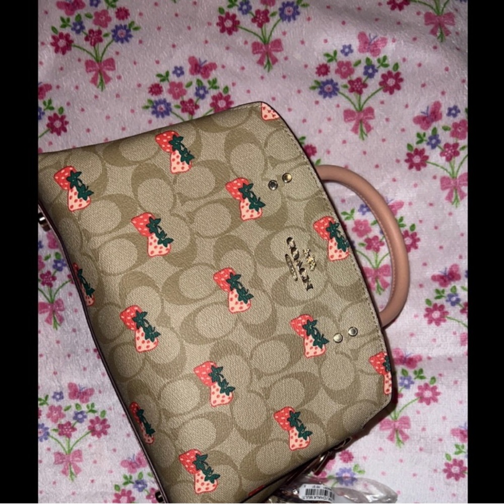 Coach strawberry satchel 🍓